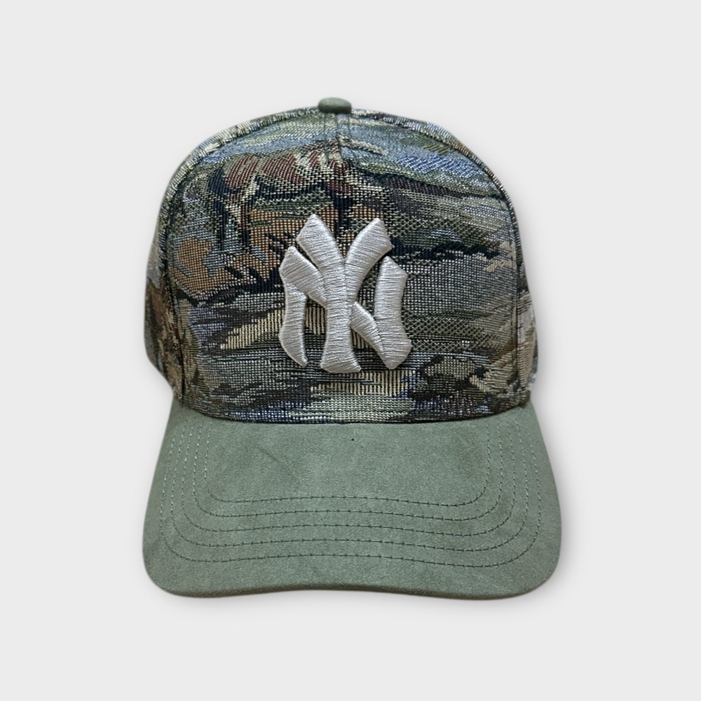 New York Yankees - Camo Baseball Cap with White Logo